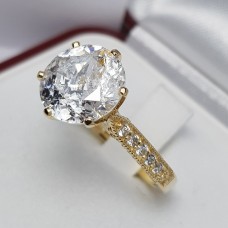 Złoty pierścionek Royal Style z dużą 10 mm cyrkonią 